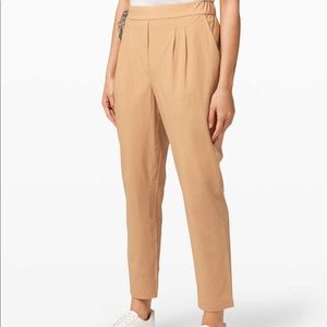 Lululemon Your True Trouser High Rise Pant size 8 beech wood tan
